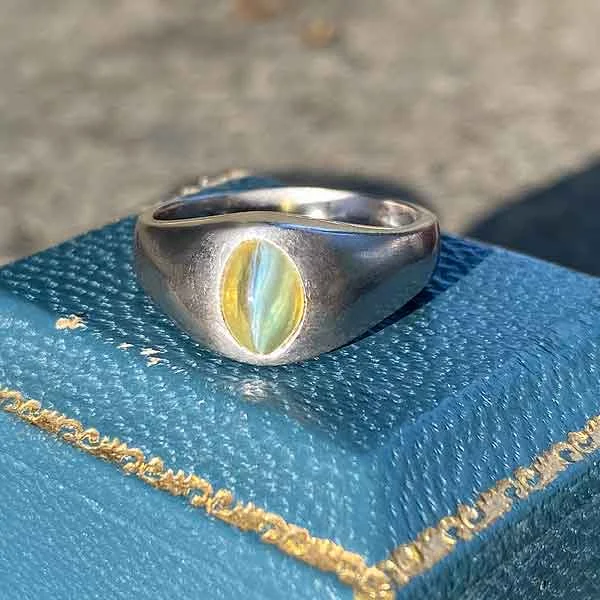 vintage-inspired emerald ring-Vintage Cat's Eye Chrysoberyl Ring