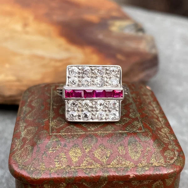 minimalist summit crest ring-Vintage Ruby & Diamond Ring