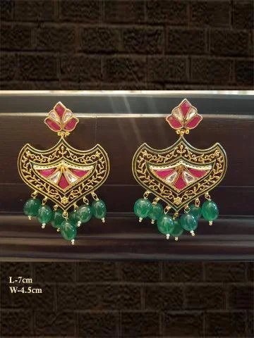 vintage-inspired emerald earrings-Emerald drops rani and kundan earring with intricate design