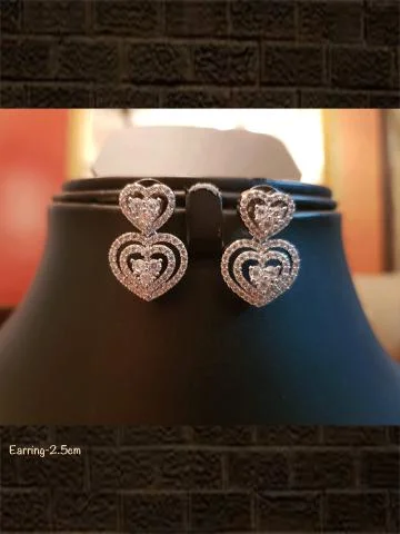 adjustable ridge crest earrings-Heart shape AD earring with silver polish